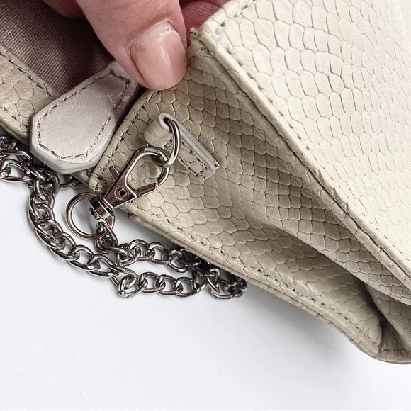 VINTAGE HALSTON Heritage Crossbody Bag Beige Snake Embossed Leather Hand… - Picture 10 of 16